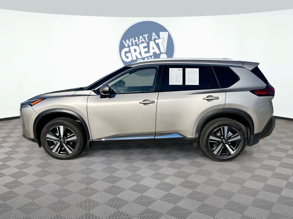 2022 Nissan Rogue SL
