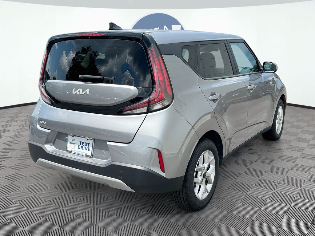 2024 Kia Soul LX