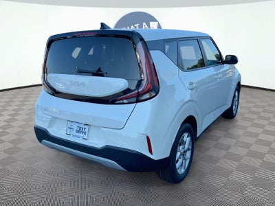 2024 Kia Soul LX