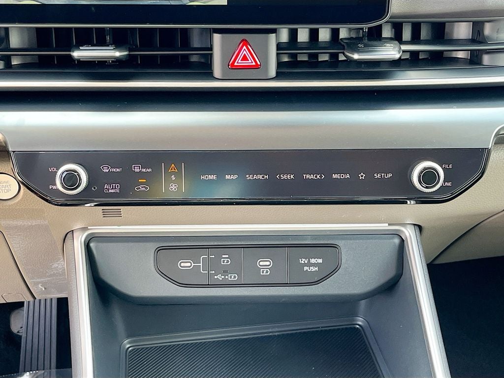 2026 Kia Carnival LX