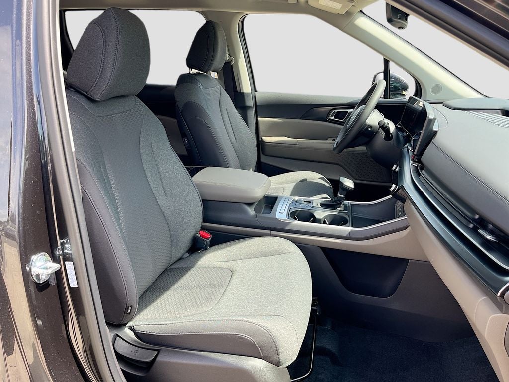 2026 Kia Carnival LX