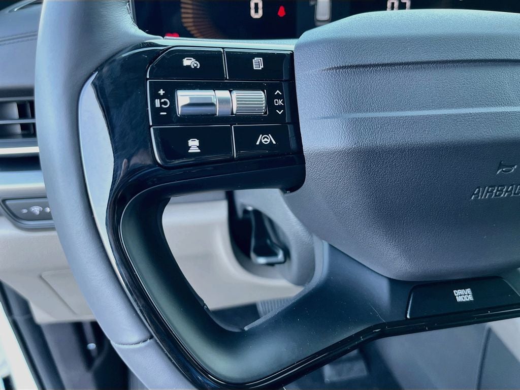 2027 Kia Carnival LXS