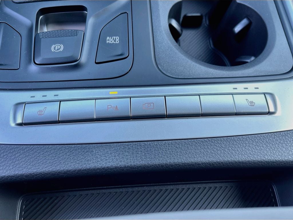2027 Kia Carnival LXS