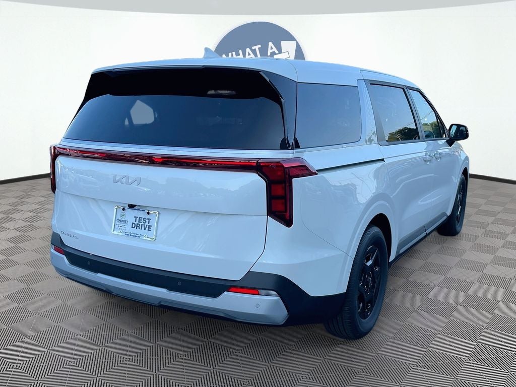 2027 Kia Carnival LXS