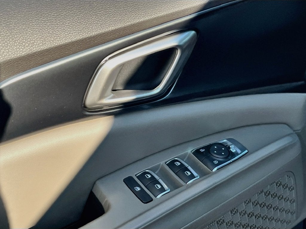 2027 Kia Carnival LXS