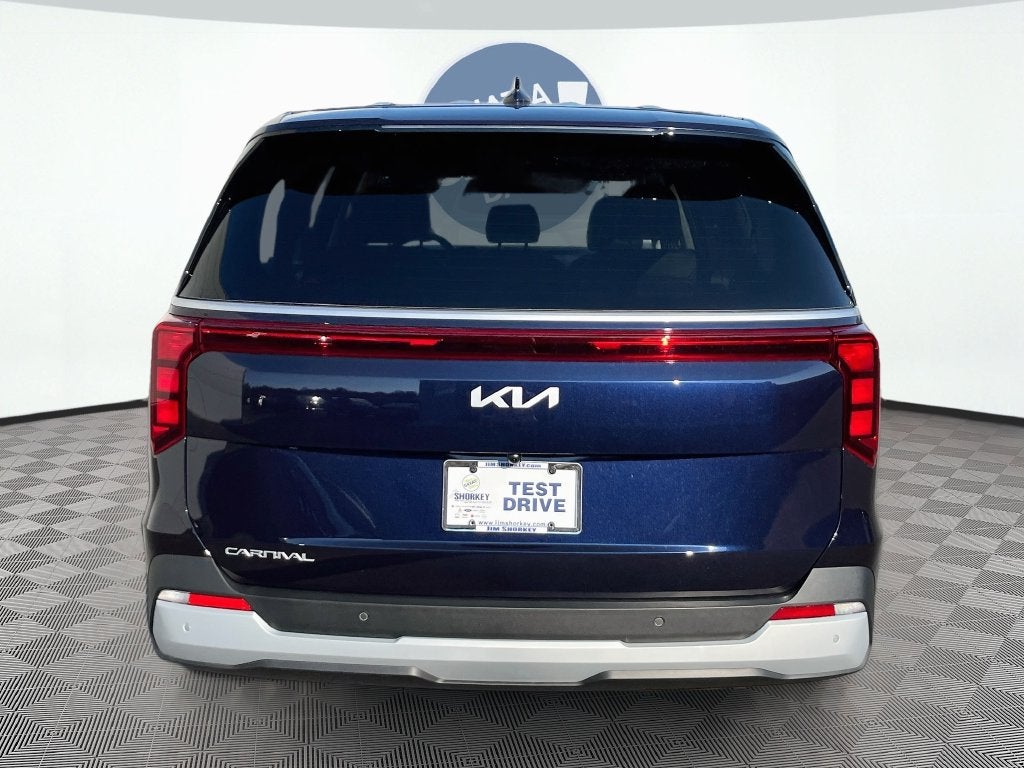 2027 Kia Carnival LXS