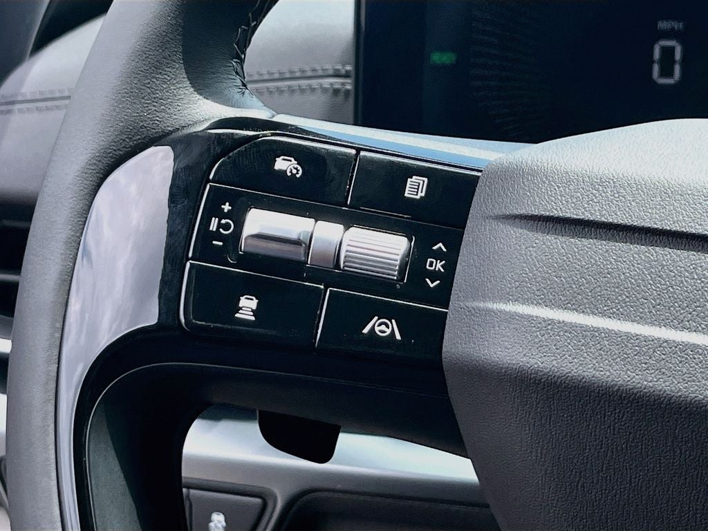 2027 Kia Carnival Hybrid LXS