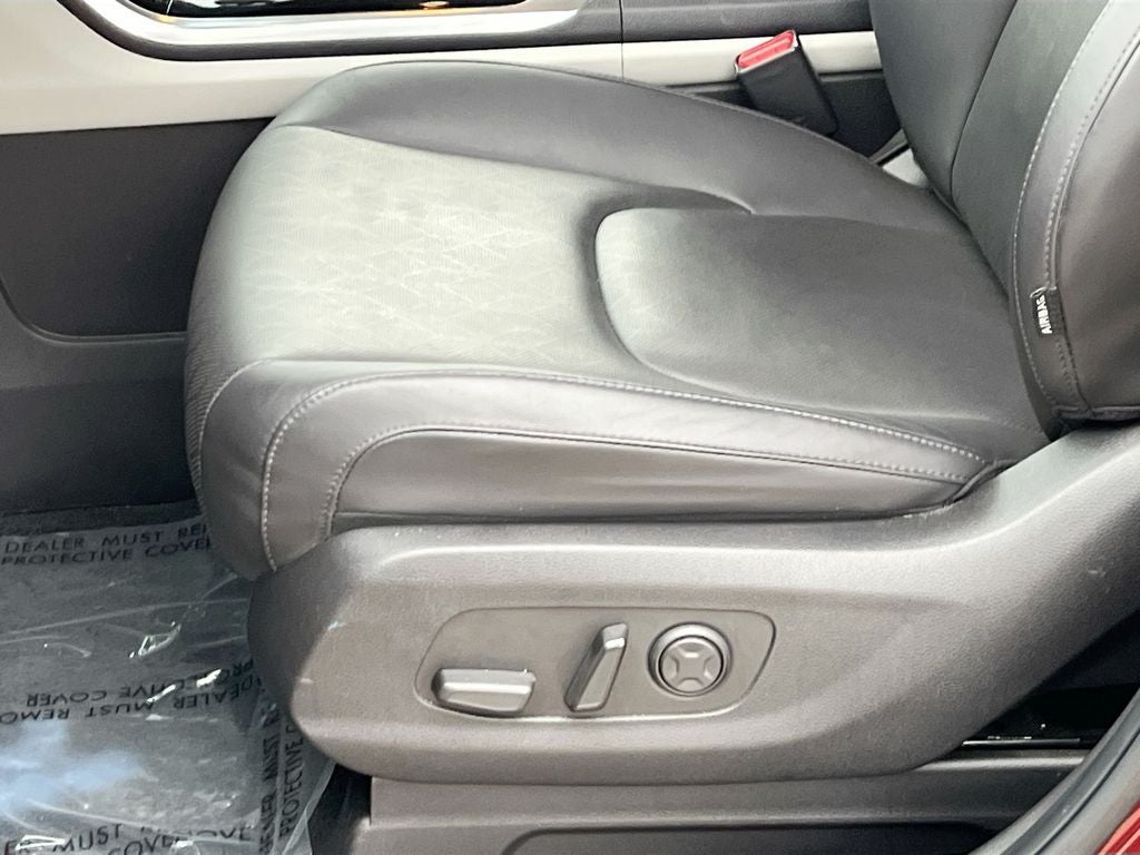 2023 Kia Carnival SX