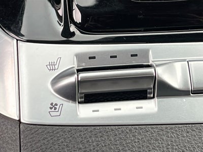 2023 Kia Carnival SX