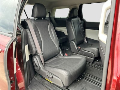 2023 Kia Carnival SX