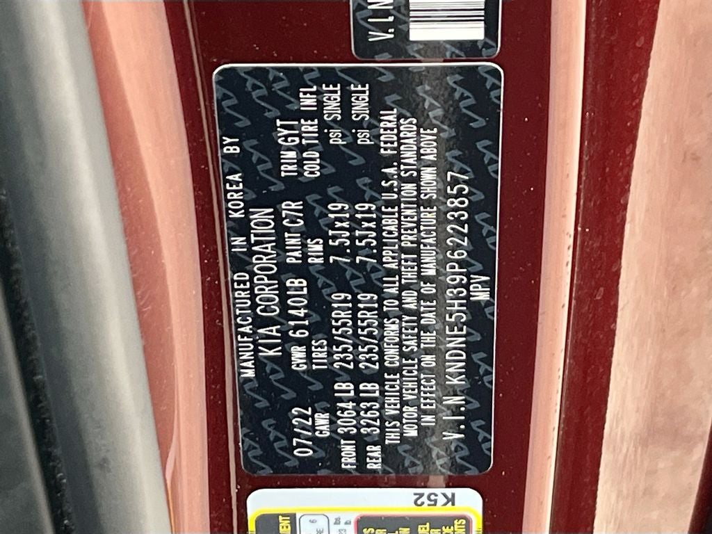 2023 Kia Carnival SX