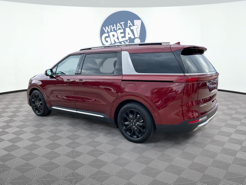 2023 Kia Carnival SX