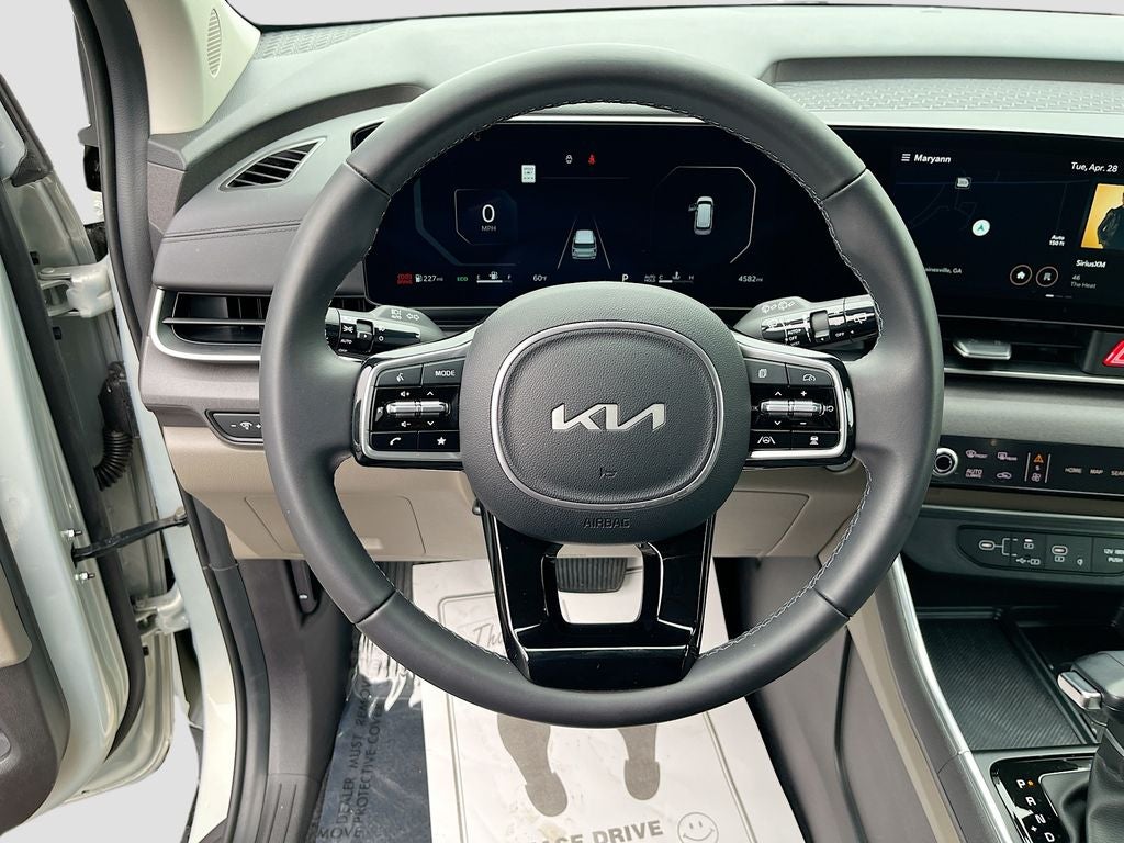 2025 Kia Carnival SX