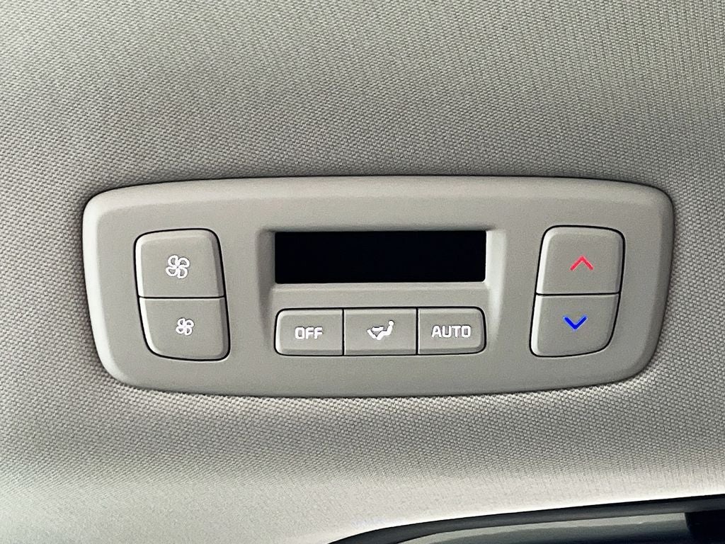 2025 Kia Carnival SX