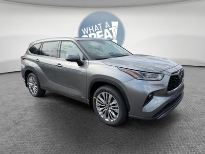 2026 Toyota Highlander Hybrid Platinum