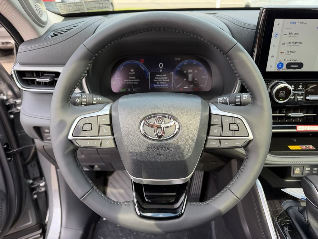 2026 Toyota Highlander Hybrid Platinum