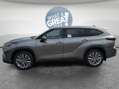 2026 Toyota Highlander Hybrid Platinum