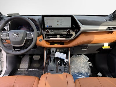 2026 Toyota Highlander Hybrid Platinum