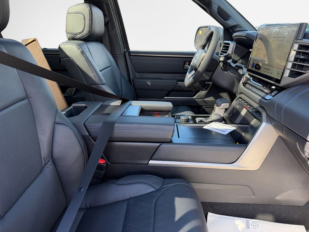 2026 Toyota Tundra i-FORCE MAX Tundra Platinum