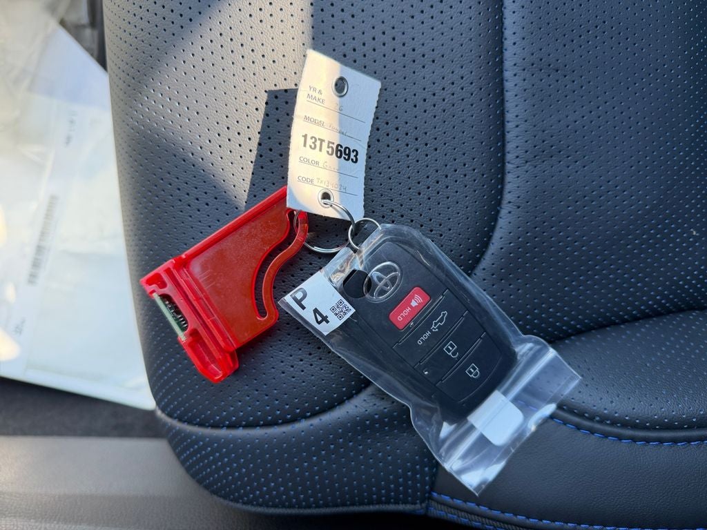 2026 Toyota Tundra i-FORCE MAX Tundra Platinum