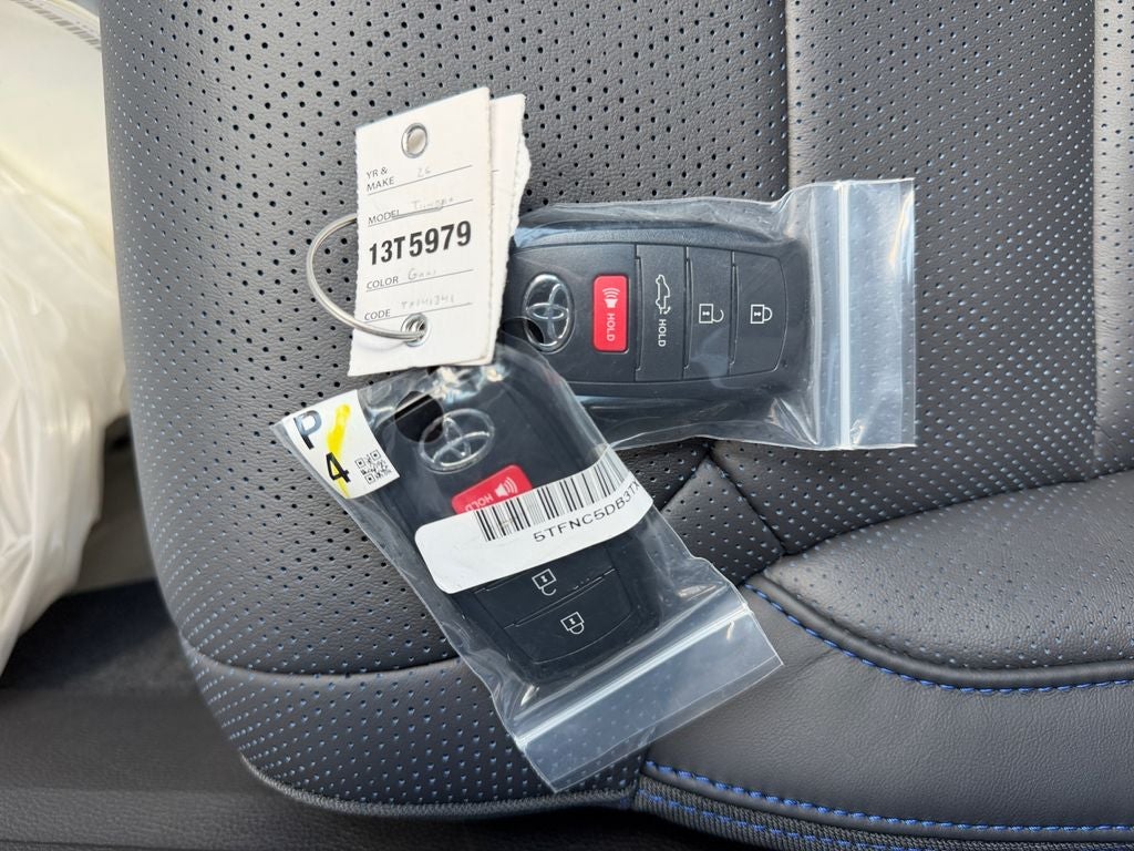 2026 Toyota Tundra i-FORCE MAX Tundra Platinum