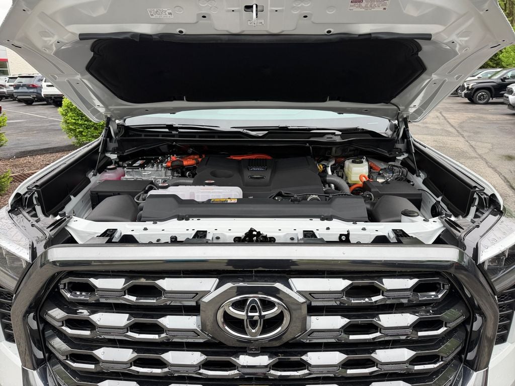 2026 Toyota Tundra i-FORCE MAX Tundra Platinum