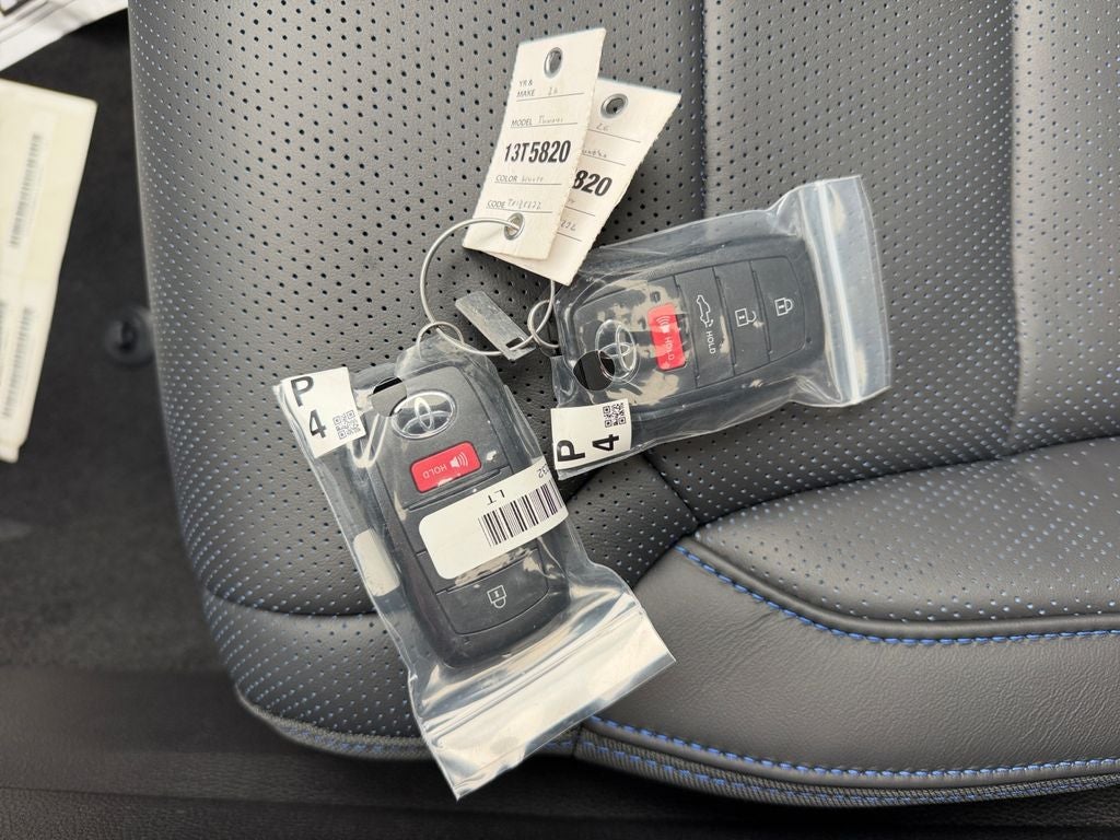 2026 Toyota Tundra i-FORCE MAX Tundra Platinum
