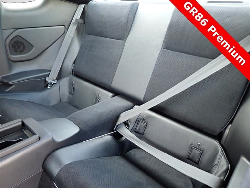 2025 Toyota GR86 Premium MT