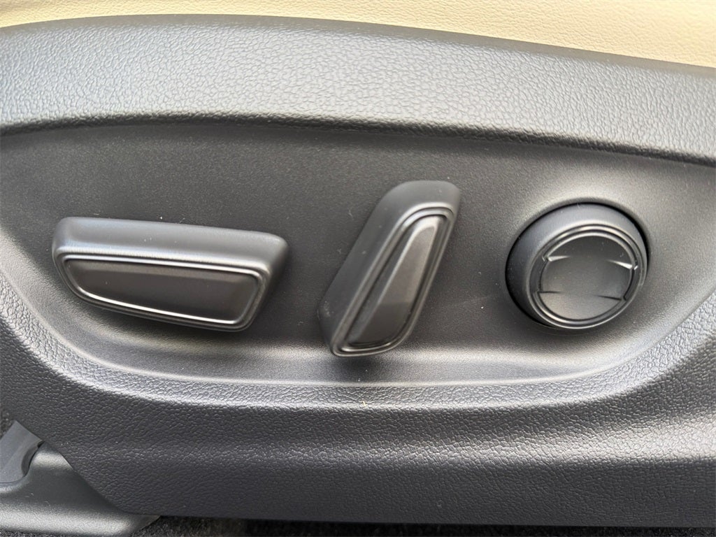 2026 Toyota Toyota Crown Limited