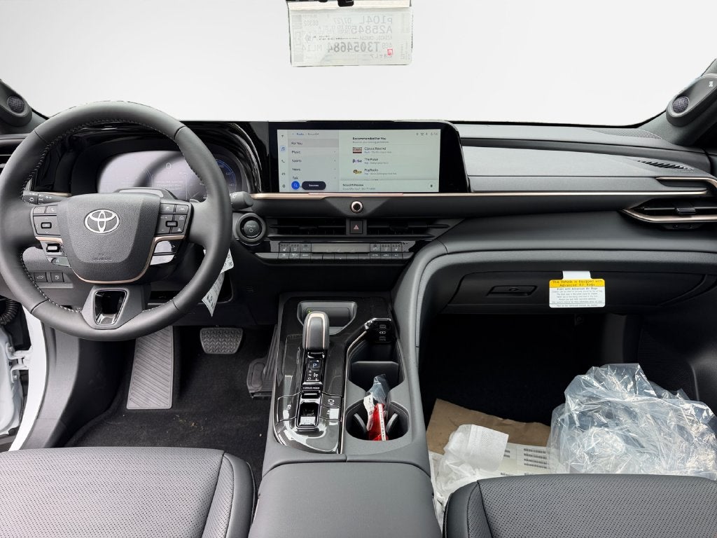2026 Toyota Toyota Crown Signia Limited