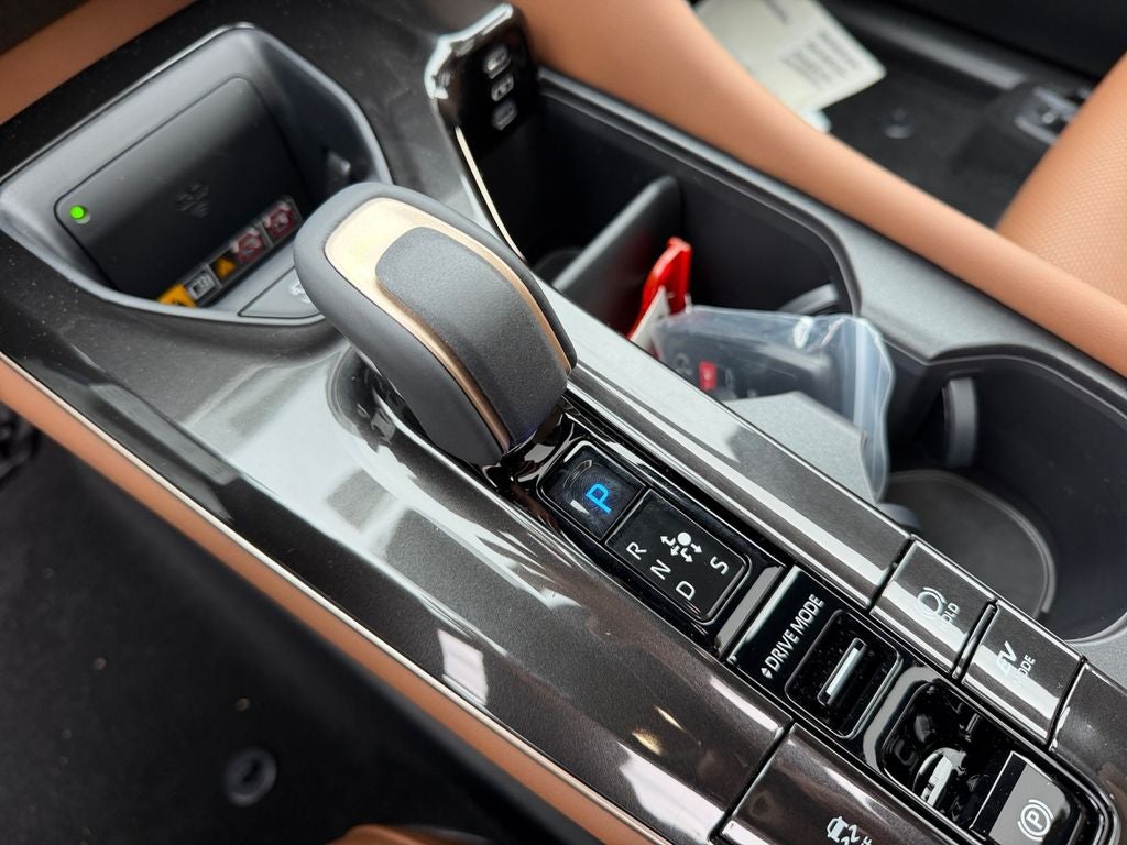 2026 Toyota Toyota Crown Signia Limited