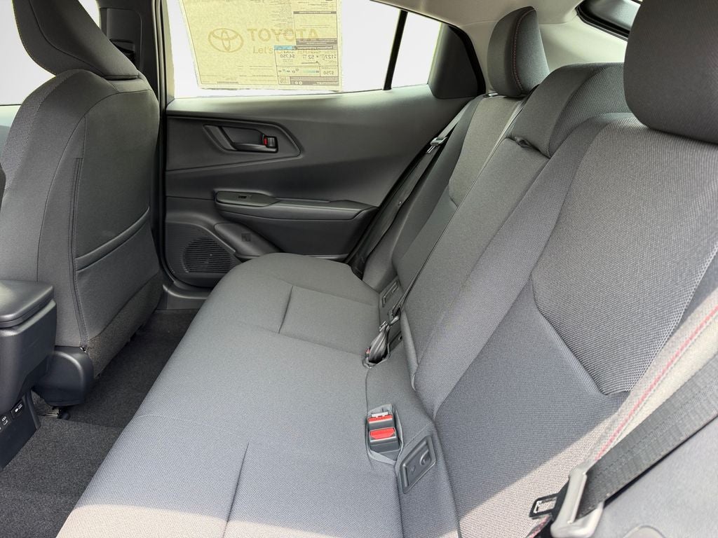2026 Toyota Prius Plug-in Hybrid SE