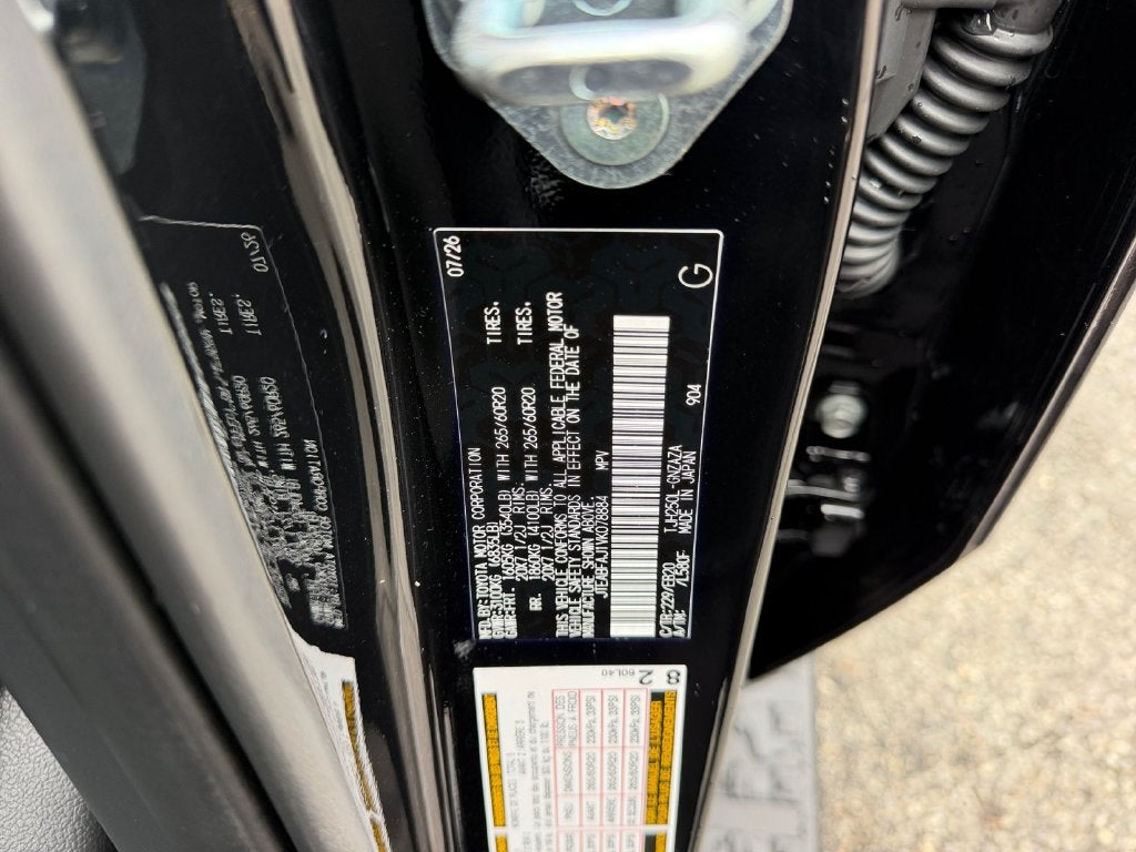 2027 Toyota Land Cruiser Base