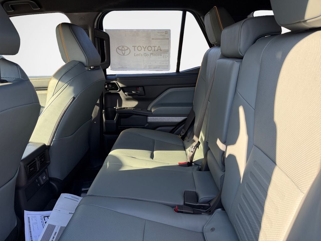 2026 Toyota 4Runner i-FORCE MAX 4Runner Trailhunter