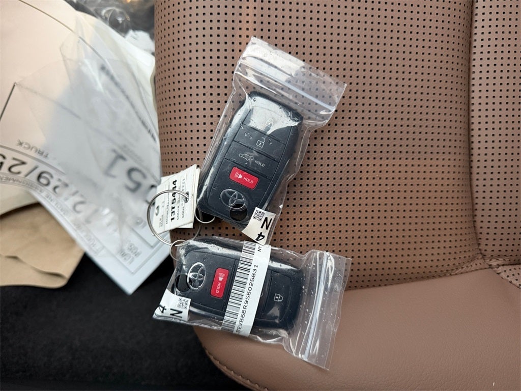 2025 Toyota 4Runner i-FORCE MAX 4Runner Limited