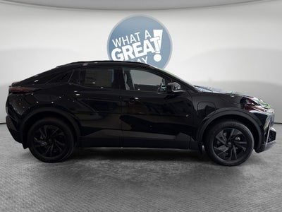 2026 Toyota C-HR SE