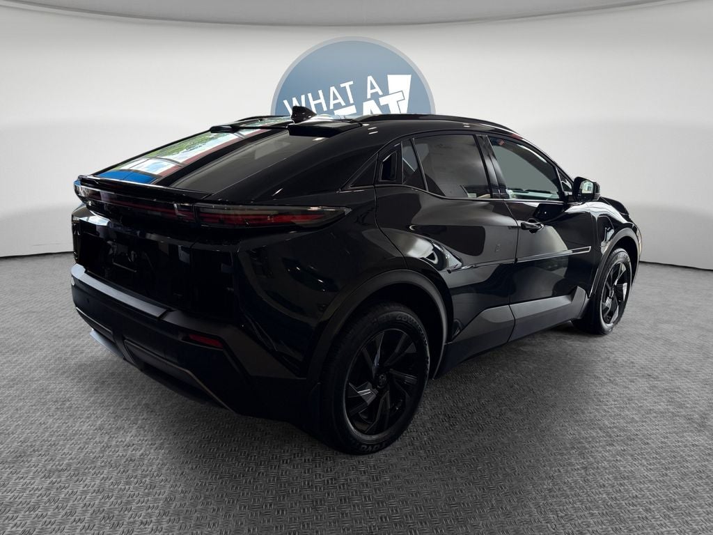 2026 Toyota C-HR SE