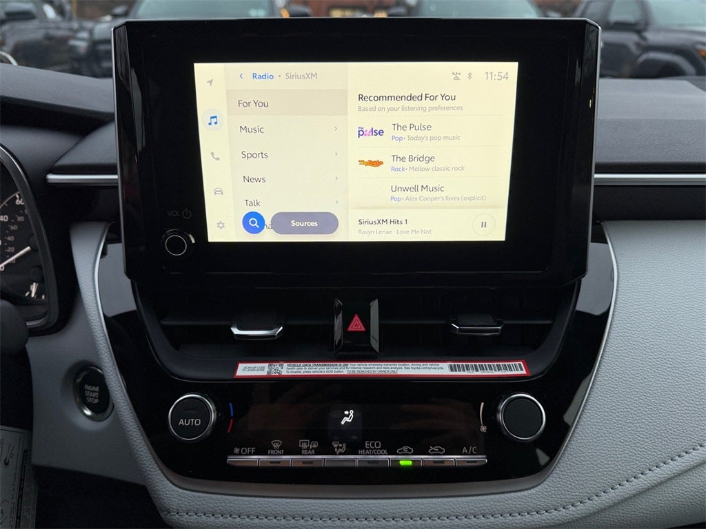 2026 Toyota Corolla Hatchback SE