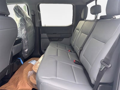 2026 Ford F-350SD XL DRW 4x4 / 6.7L Diesel / 60" CA Chassis