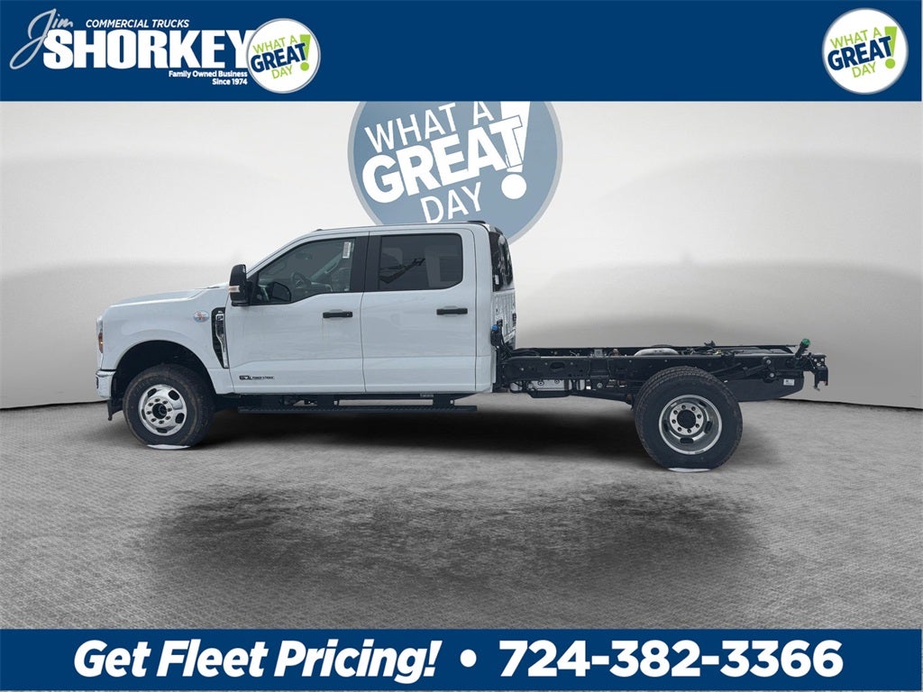 2026 Ford F-350SD XL DRW 4x4 / 6.7L Diesel / 60" CA Chassis