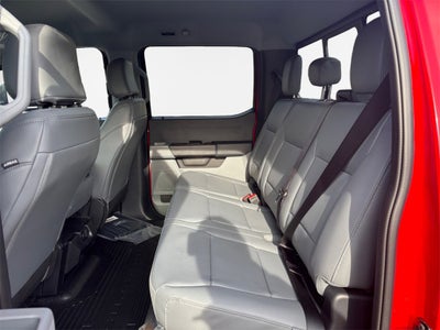 2026 Ford F-350SD XL DRW 4x4 / 6.7L Diesel / 9' Aluminum Service Body