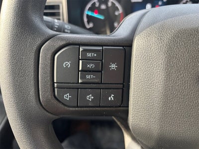 2026 Ford F-350SD XL DRW 4x4 / 6.7L Diesel / 9' Aluminum Service Body