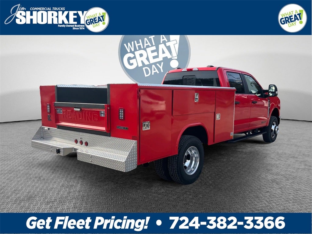 2026 Ford F-350SD XL DRW 4x4 / 6.7L Diesel / 9' Aluminum Service Body