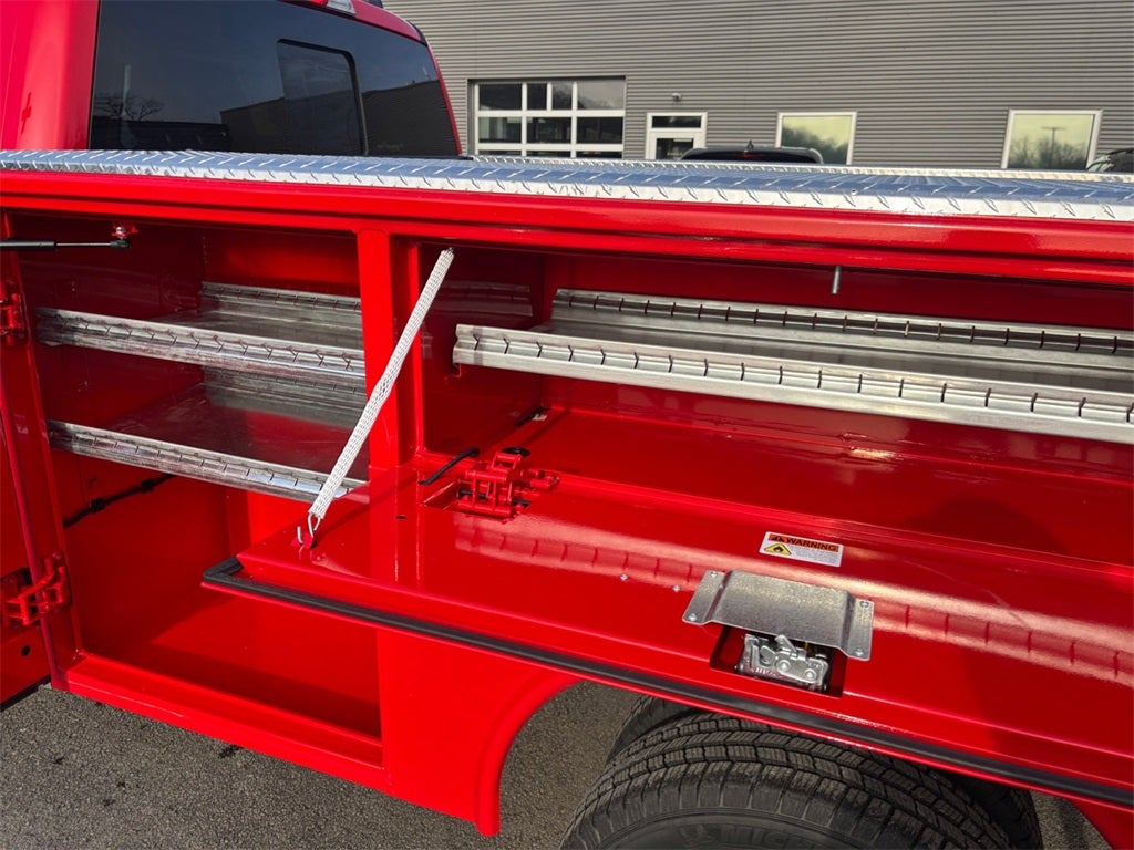 2026 Ford F-350SD XL DRW 4x4 / 6.7L Diesel / 9' Aluminum Service Body