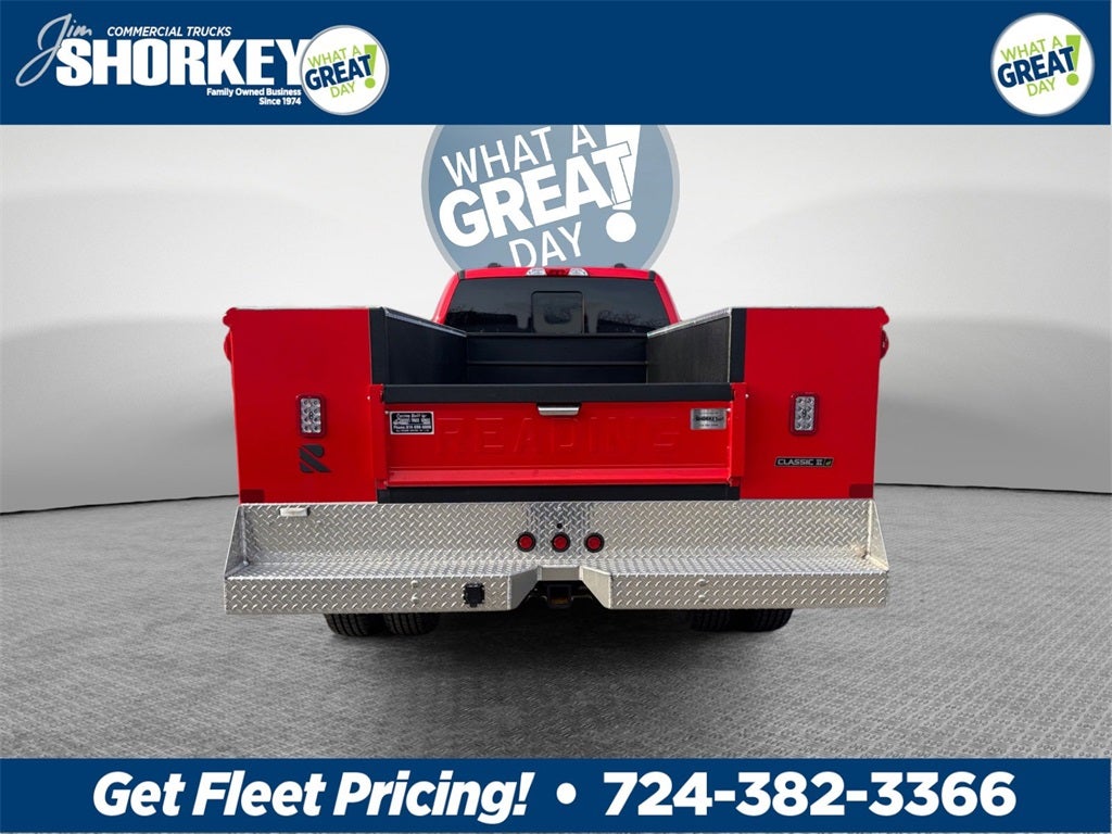 2026 Ford F-350SD XL DRW 4x4 / 6.7L Diesel / 9' Aluminum Service Body