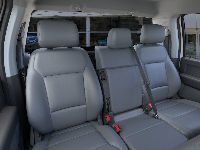 2026 Ford F-600SD XL DRW 4x2 / 7.3L V8 / 120" CA Chassis