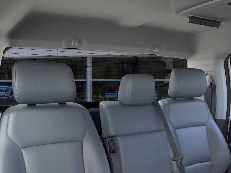 2026 Ford F-600SD XL DRW 4x2 / 7.3L V8 / 120" CA Chassis