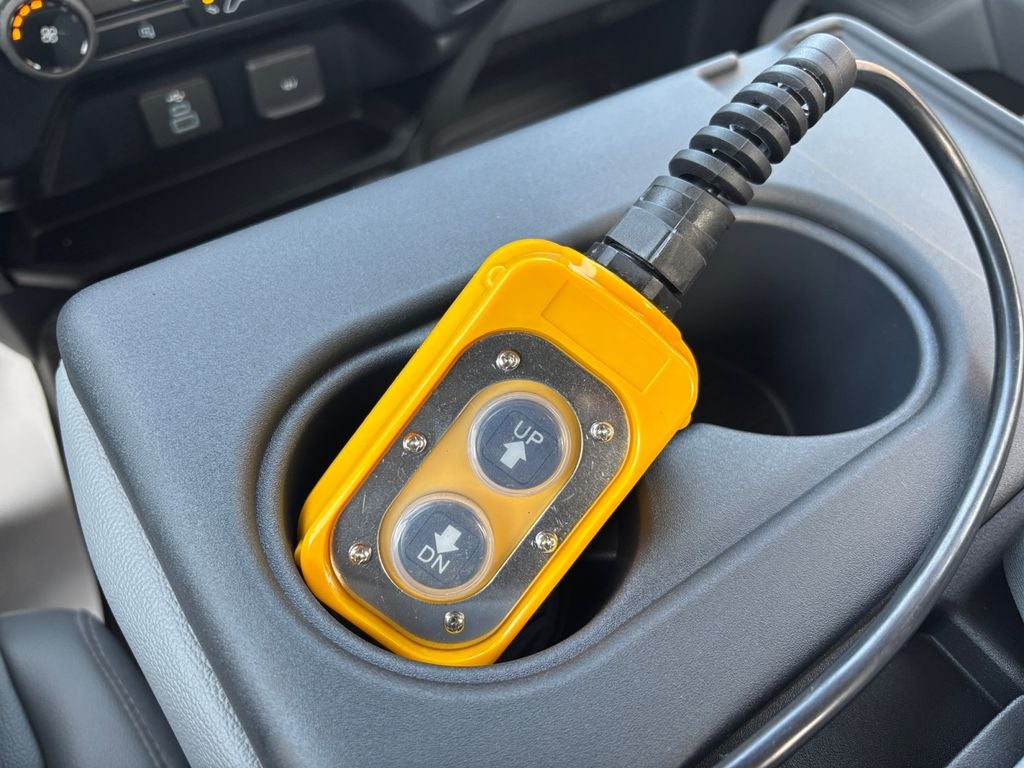 2026 Ford F-600SD XL DRW 4x4 / 6.7L Diesel / 9'7" Steel Dump