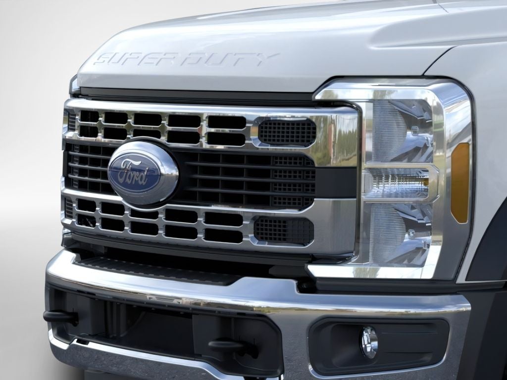 2026 Ford F-600SD XL DRW 4x4 / 6.7L Diesel / 120" CA Chassis