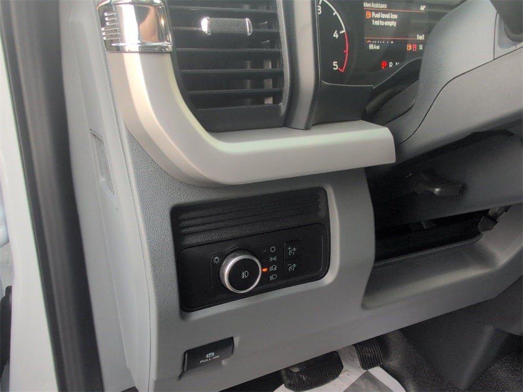 2026 Ford F-600SD XL DRW 4x4 / 6.7L Diesel / 11' Switch-N-Go